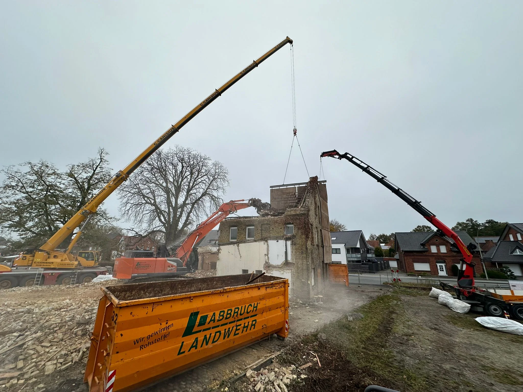 Abbruch an Schienen mit Abbruchvorhang 16