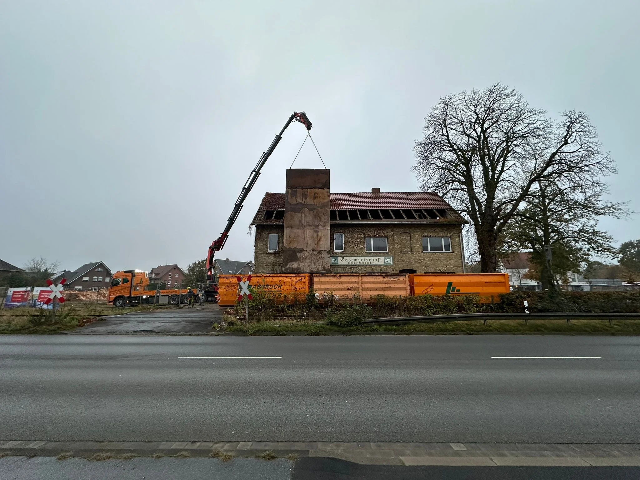 Abbruch an Schienen mit Abbruchvorhang 02